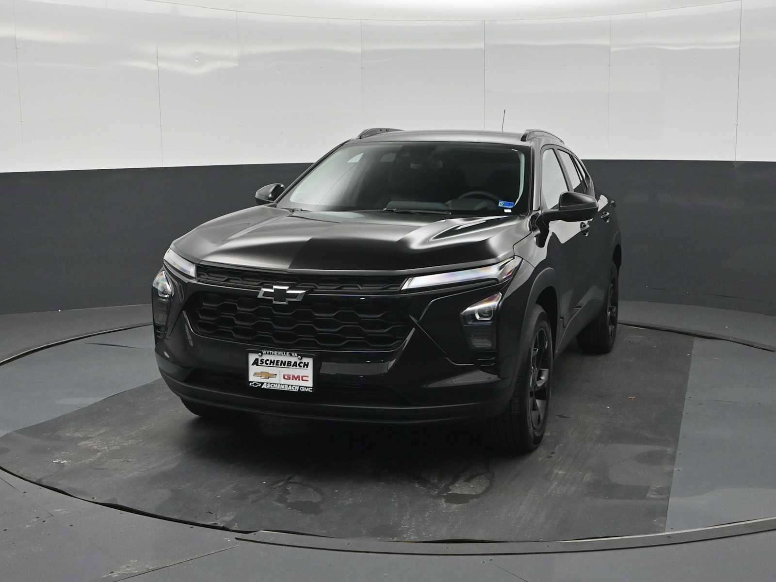 New 2026 Chevrolet Trax LT w/ Driver Confidence Package FWD image 5
