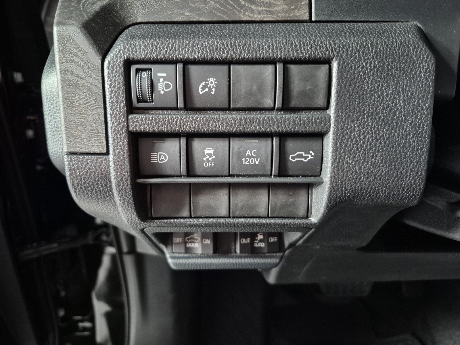 New 2026 Toyota Tacoma SR5 AWD/4WD image 17