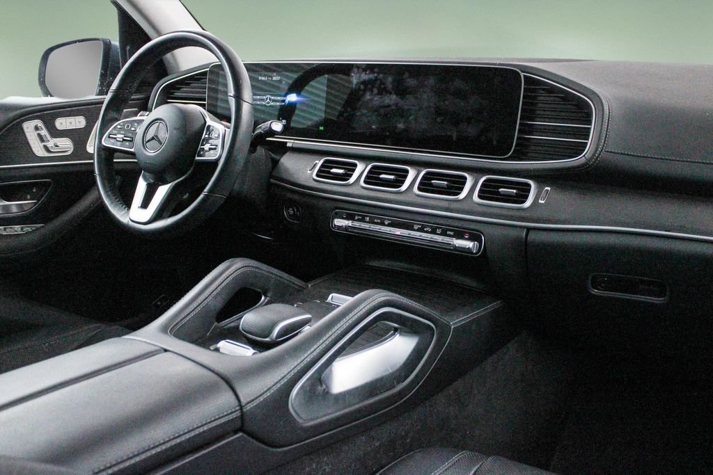 Used 2023 Mercedes-Benz GLS 450 4MATIC image 21