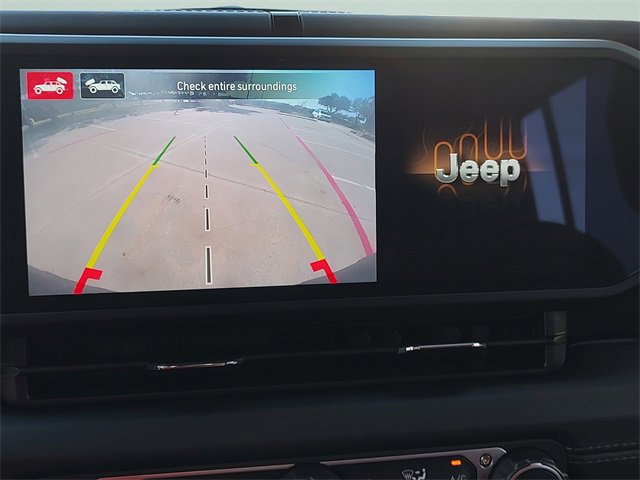 Used 2024 Jeep Wrangler Unlimited Rubicon 392 image 28