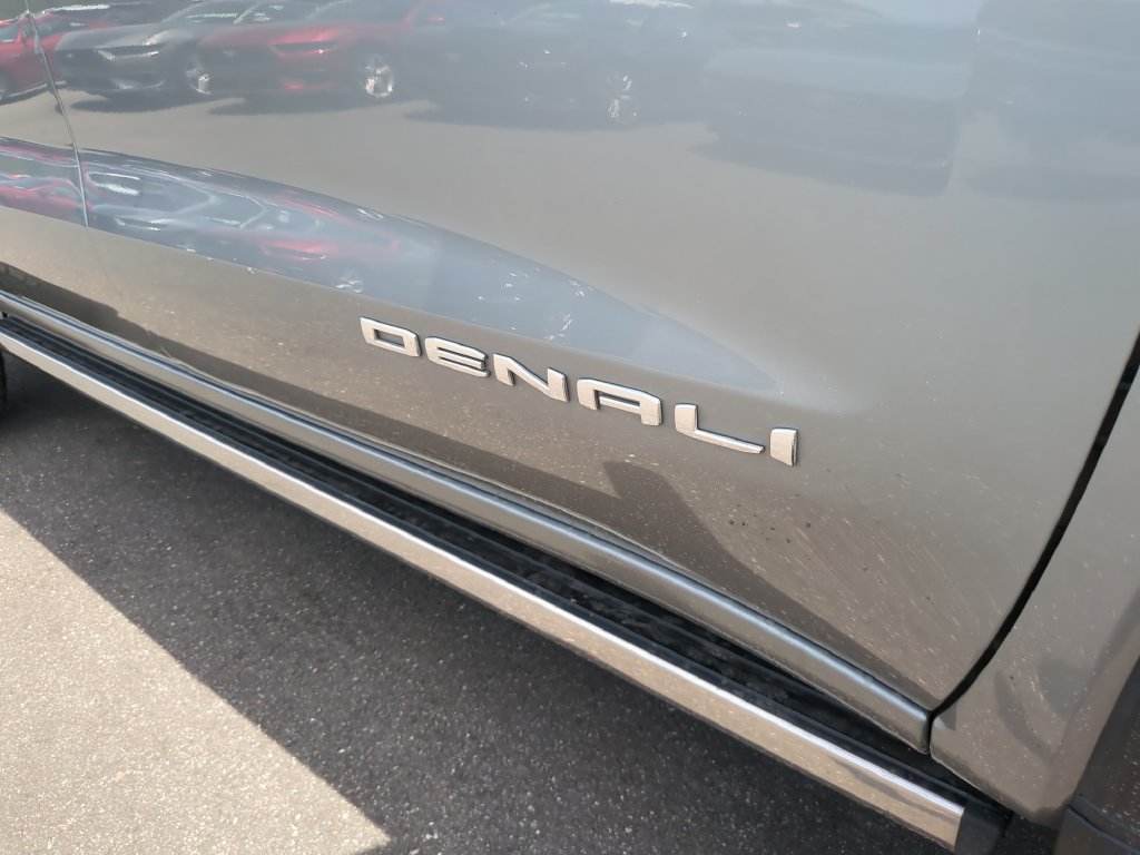 Used 2024 GMC Sierra 1500 Denali w/ Denali Reserve Package AWD/4WD image 12