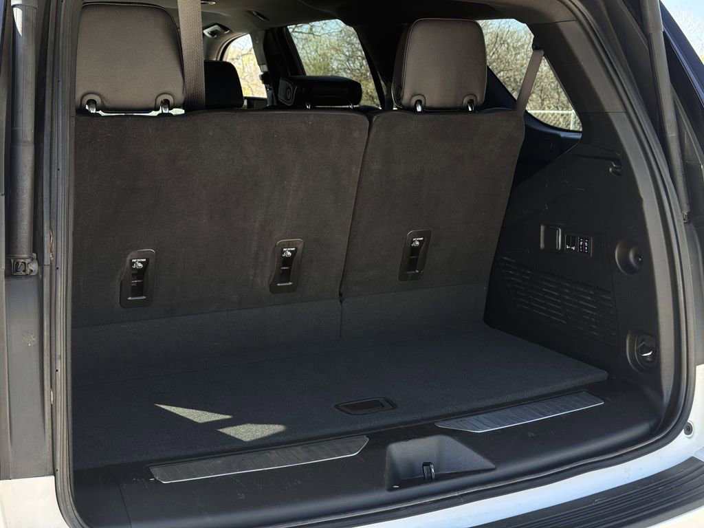 Used 2024 Chevrolet Tahoe Premier RWD image 31