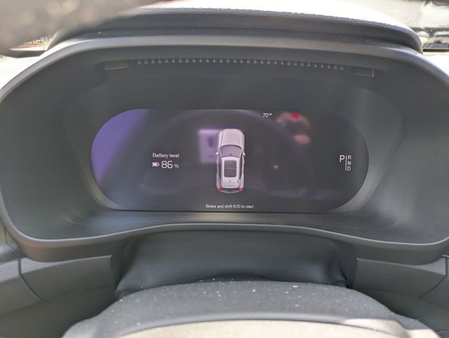 Certified 2023 Volvo XC40 Recharge Plus image 19