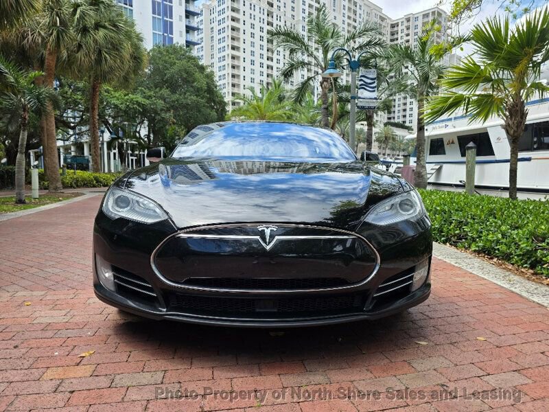 Used 2015 Tesla Model S P90D image 12