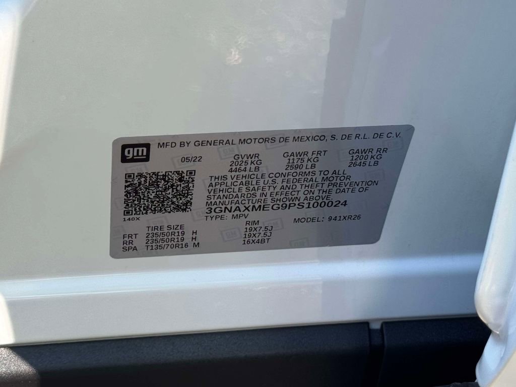 Used 2023 Chevrolet Equinox RS FWD image 35