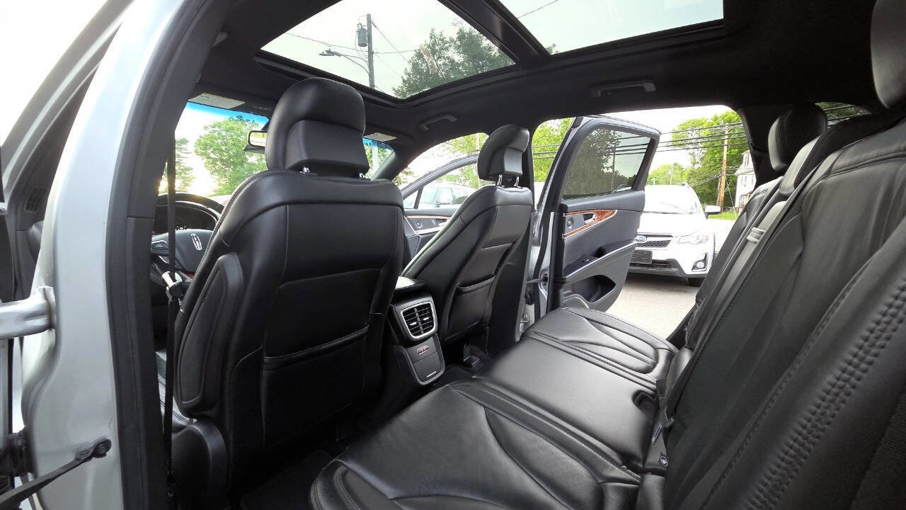 Used 2016 Lincoln MKX Select w/ Select Plus Package AWD/4WD image 38