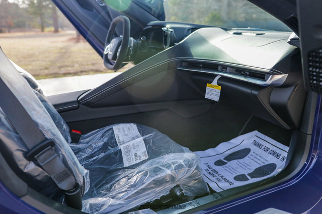 Used 2025 Chevrolet Corvette Stingray Convertible 3LT Z51 w/ Z51 Performance Package image 30