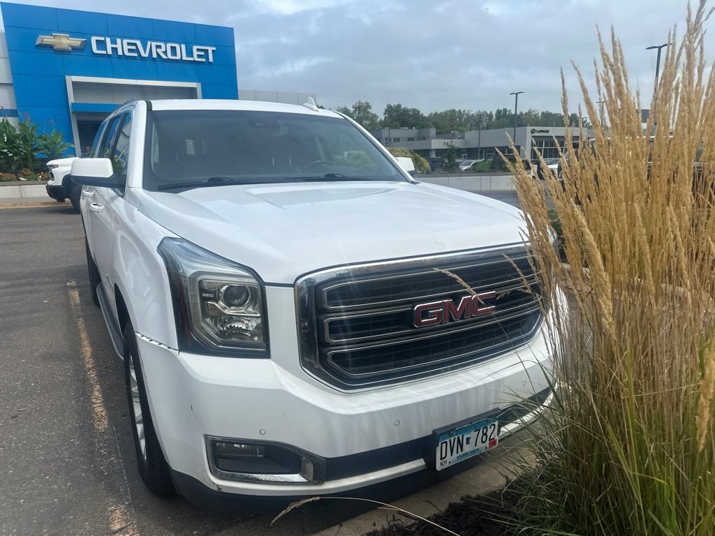 Used 2019 GMC Yukon XL SLT AWD/4WD image 4