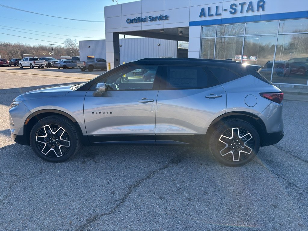 New 2026 Chevrolet Blazer RS w/ Driver Confidence II Package FWD image 2