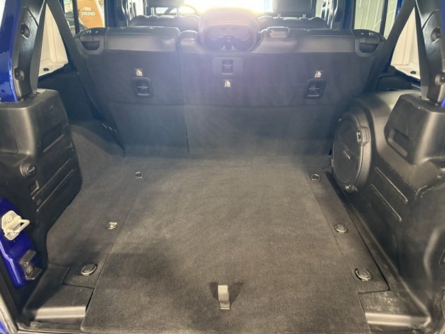 Used 2018 Jeep Wrangler Unlimited Sahara w/ Dual Top Group image 34