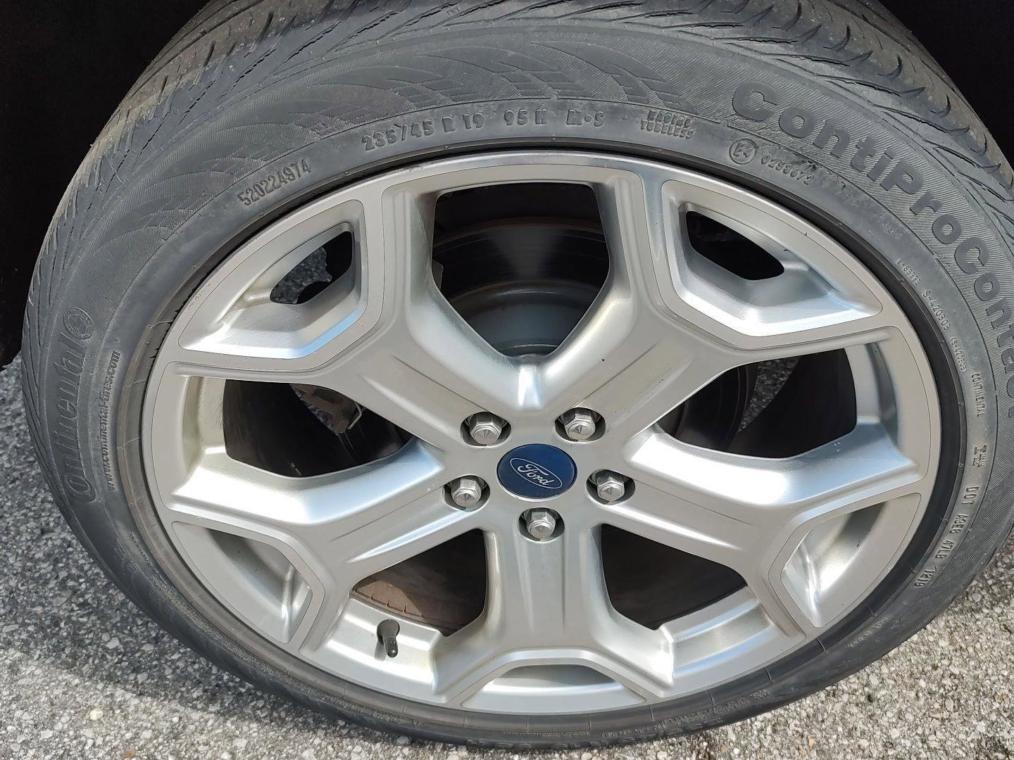 Used 2019 Ford Escape Titanium AWD/4WD image 32
