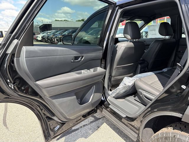 New 2026 Nissan Pathfinder Rock Creek AWD/4WD image 10