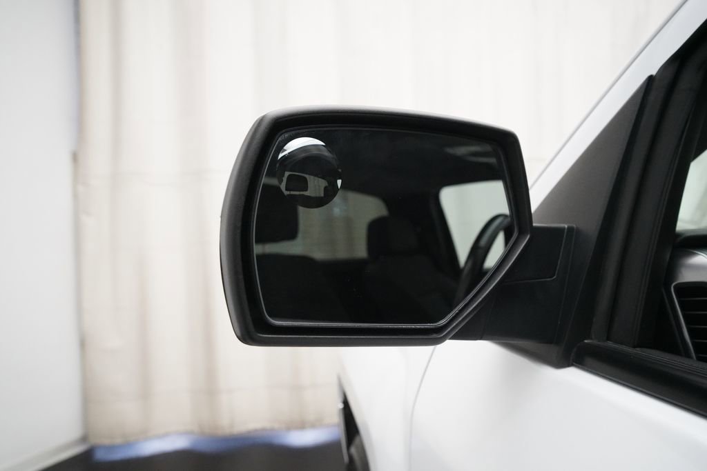 Used 2017 Chevrolet Silverado 1500 LT w/ LT Convenience Package image 23