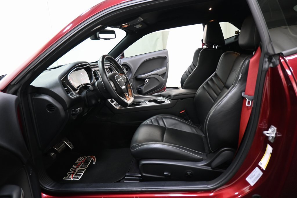 Used 2017 Dodge Challenger SRT Hellcat image 6
