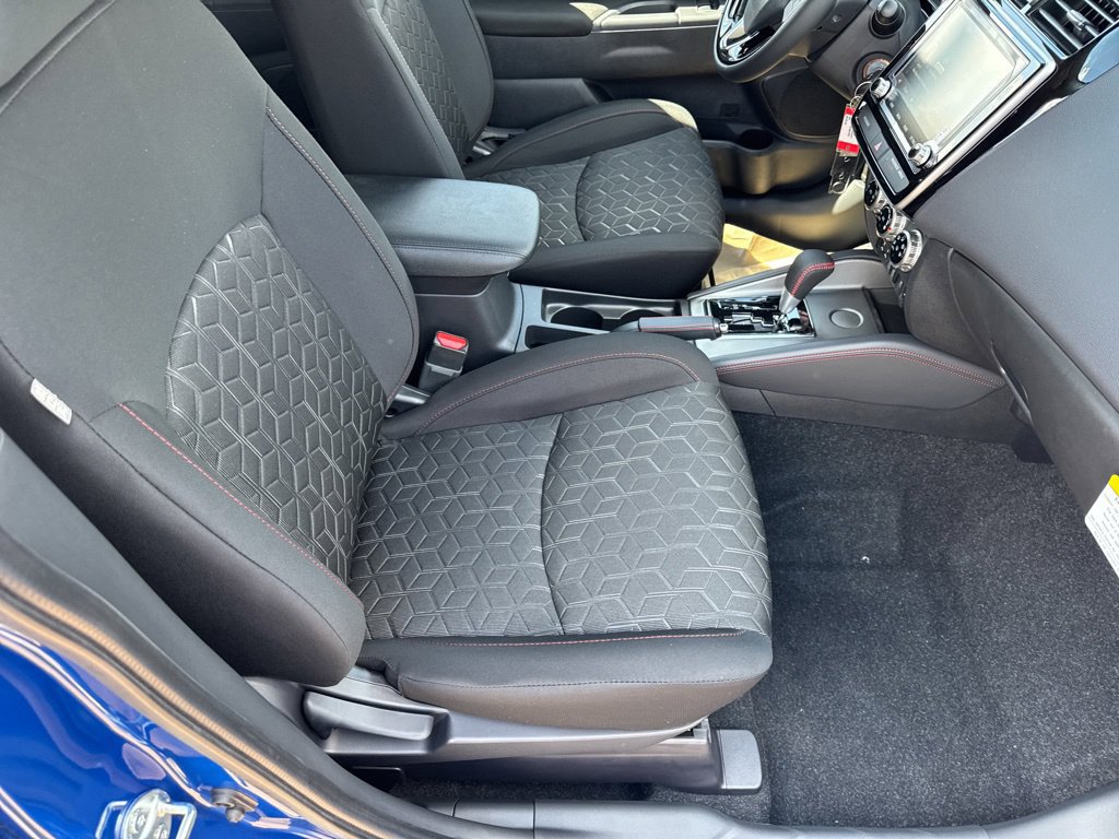 New 2027 Mitsubishi Outlander Sport LE FWD image 23