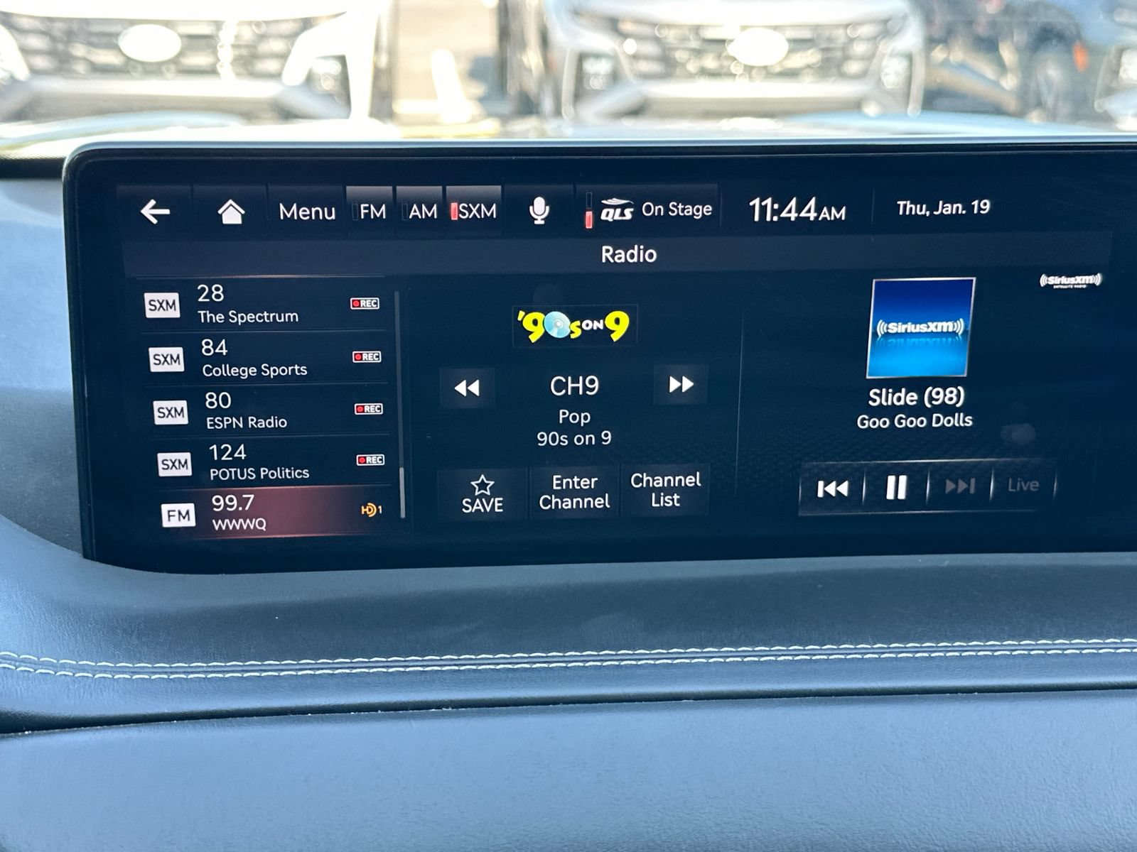 Used 2021 Genesis GV80 3.5T w/ Advanced Package 06 AWD/4WD image 29