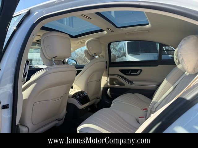 Certified 2024 Mercedes-Benz S 500 4MATIC image 23