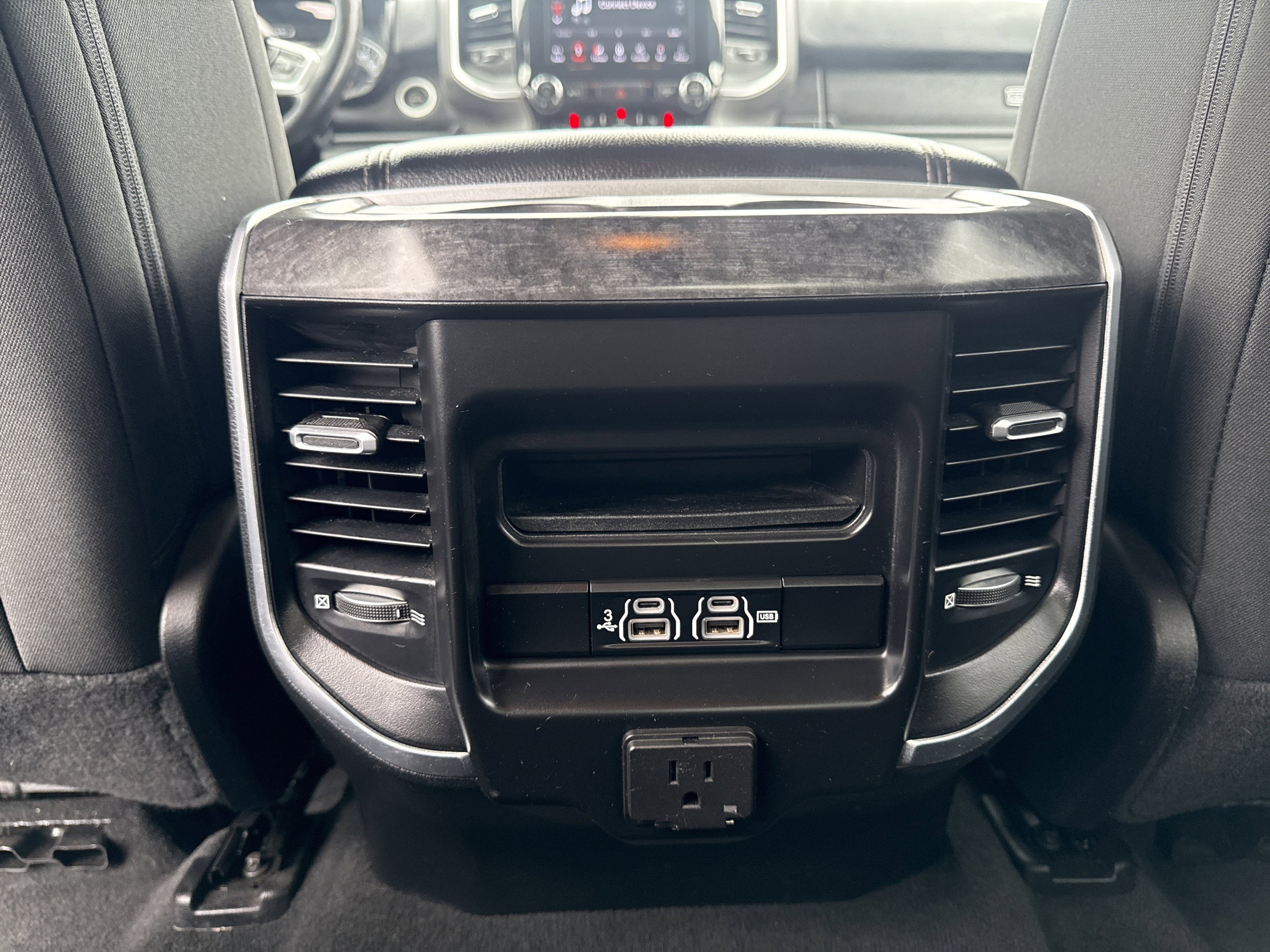 Used 2019 RAM 1500 Big Horn image 11