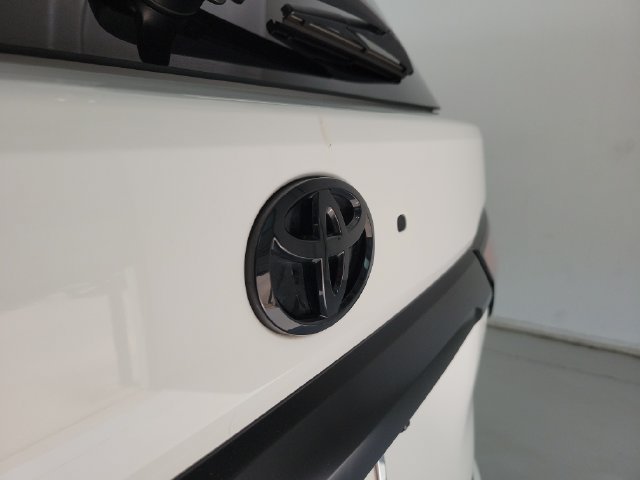 Used 2025 Toyota Sequoia TRD Pro AWD/4WD image 8