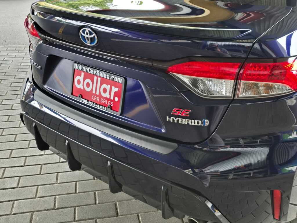 Used 2024 Toyota Corolla SE w/ SE Package FWD image 15