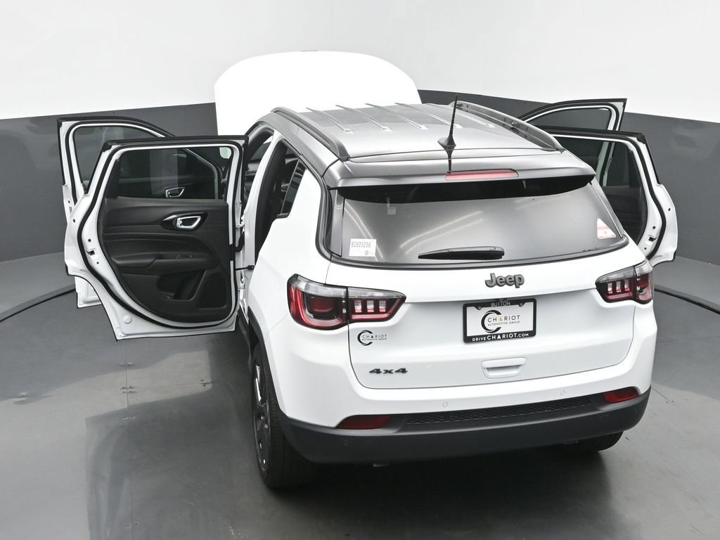 New 2026 Jeep Compass Limited image 68