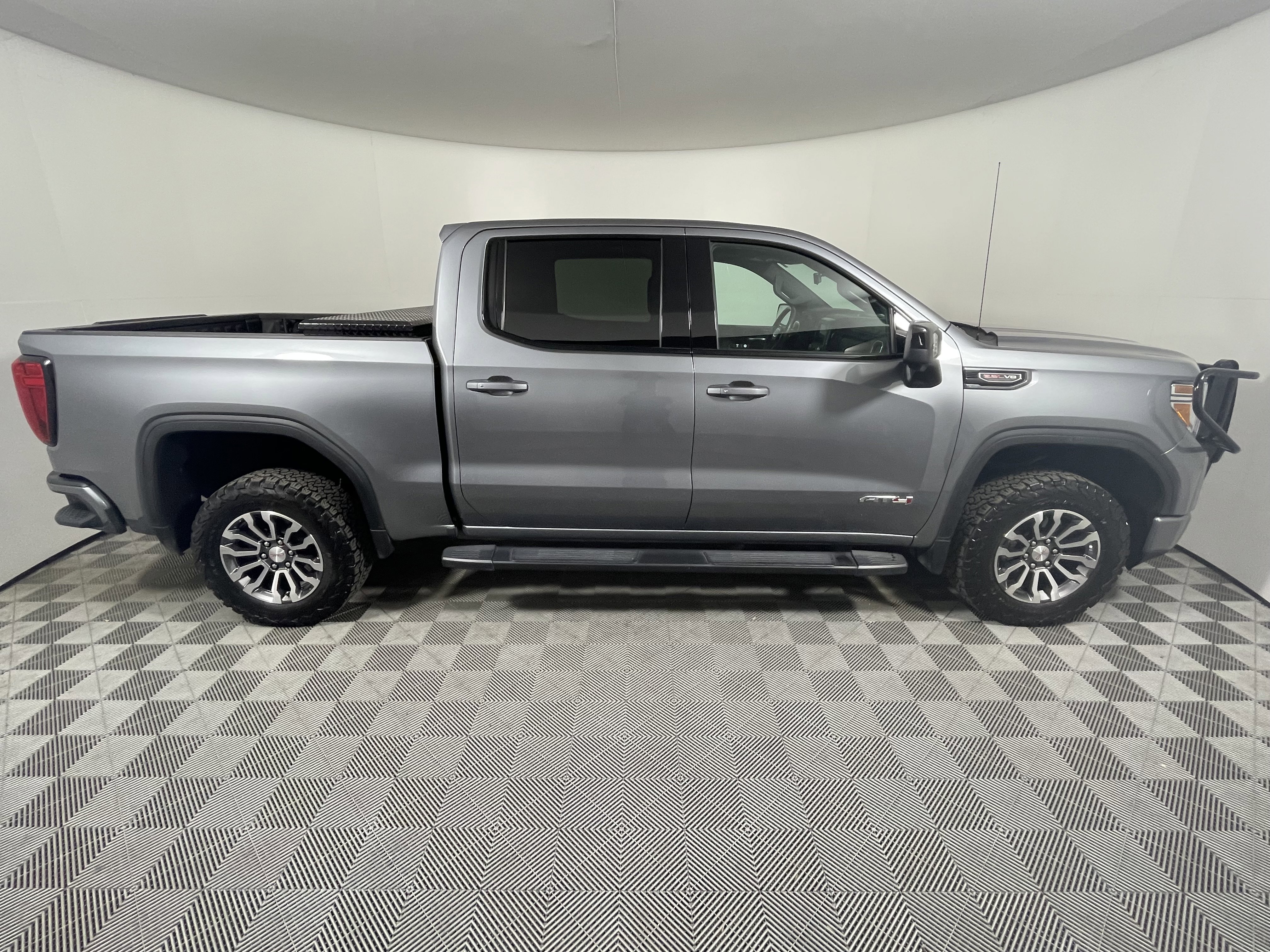 Used 2020 GMC Sierra 1500 AT4 w/ AT4 Premium Package image 6