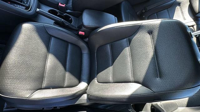 Used 2017 Volkswagen Jetta SEL image 23