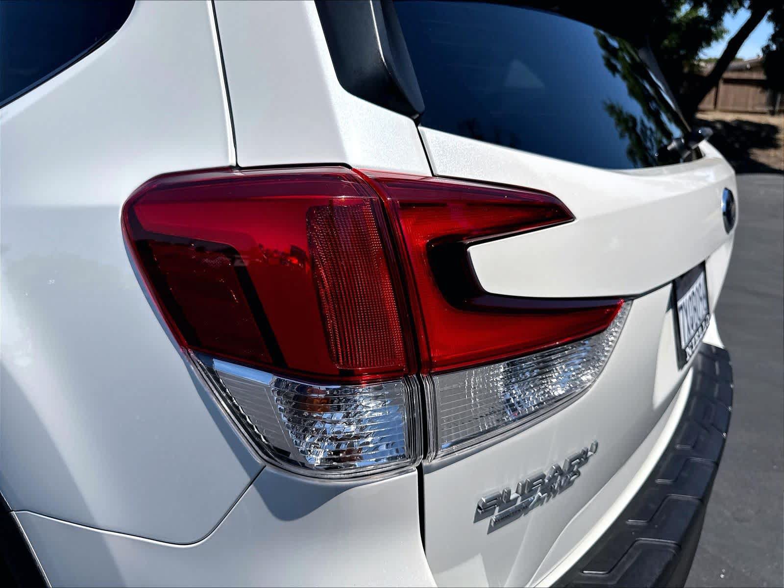 Used 2019 Subaru Forester Premium w/ All-Weather Package AWD/4WD image 32