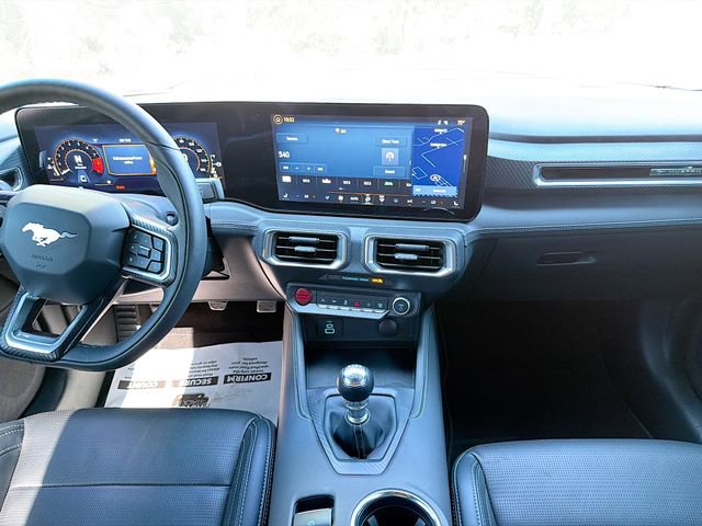 Used 2025 Ford Mustang GT Premium image 18