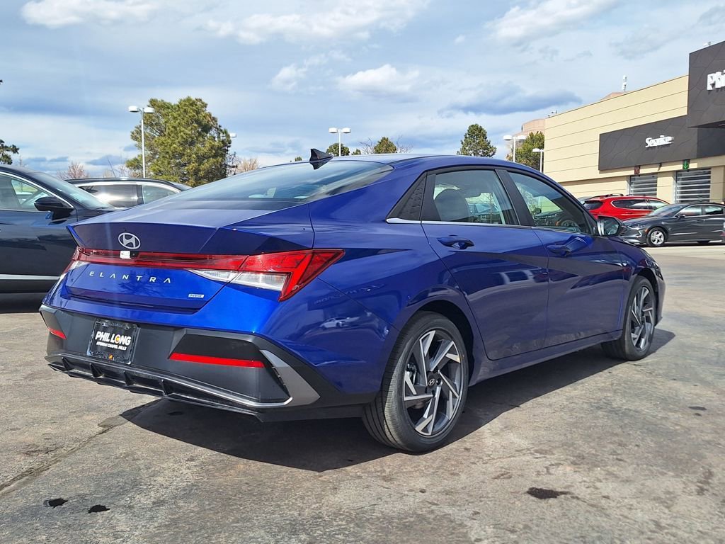 New 2026 Hyundai Elantra Limited image 3