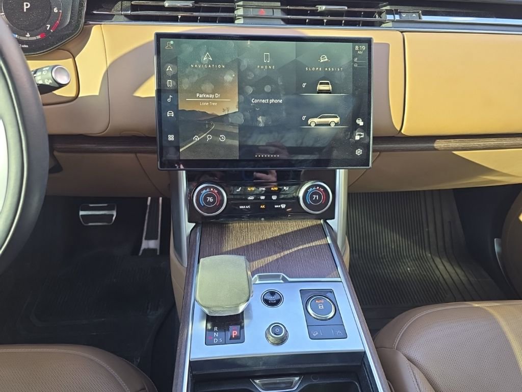 Used 2023 Land Rover Range Rover SE image 14
