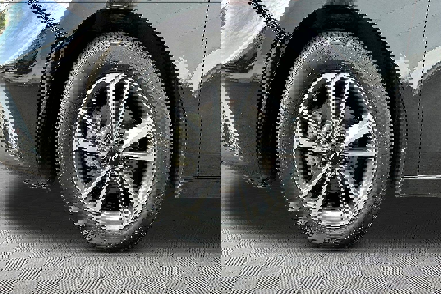 Certified 2023 Kia Forte LXS w/ LXS Technology Package image 31