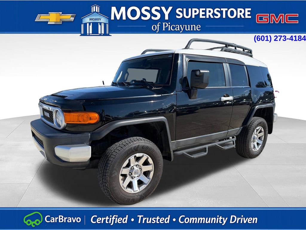 Used 2014 Toyota FJ Cruiser 4WD w/ Upgrade Package image 1