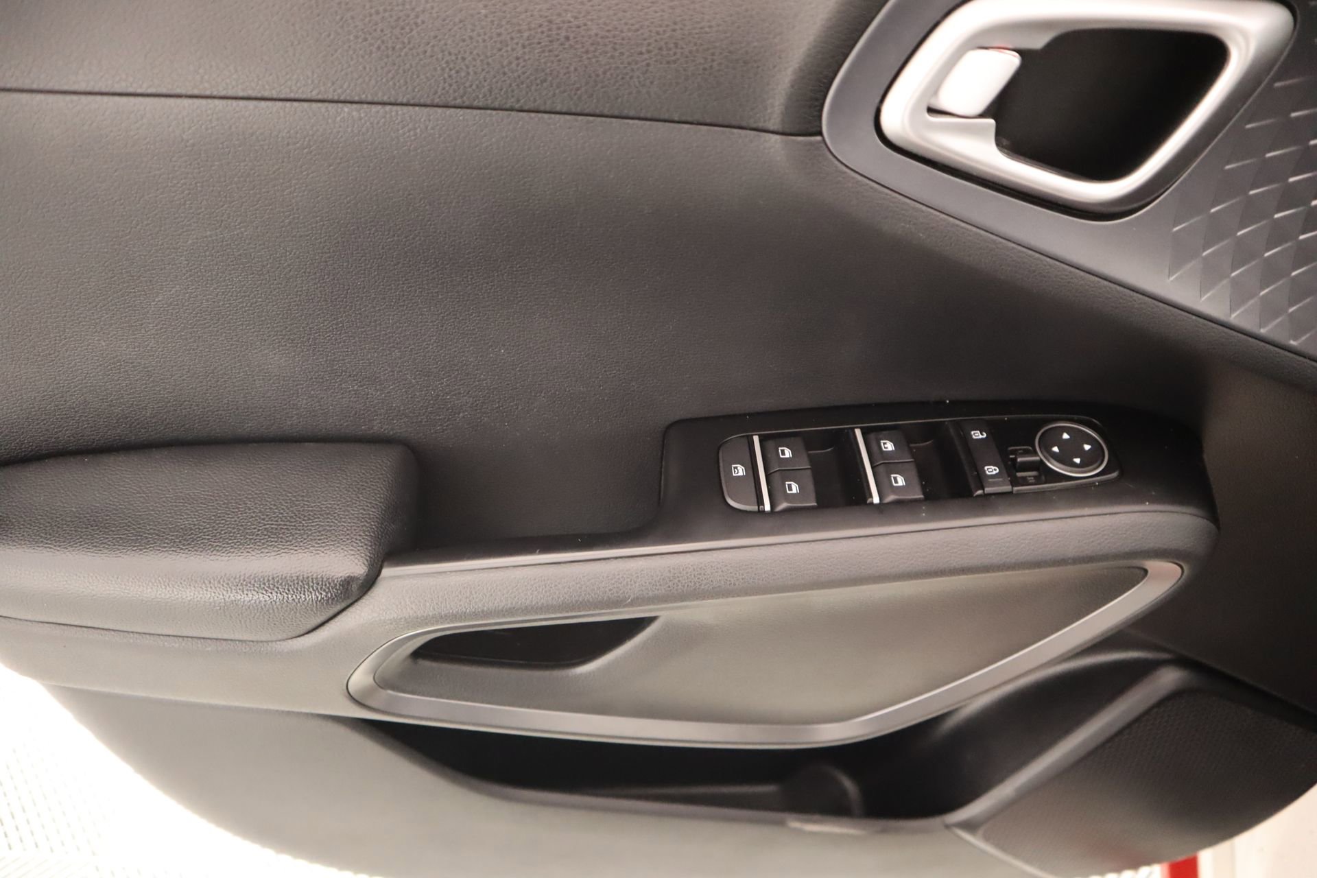 Used 2020 Kia Soul GT-Line image 14