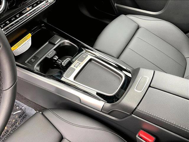 New 2026 Mercedes-Benz GLB 250 image 10