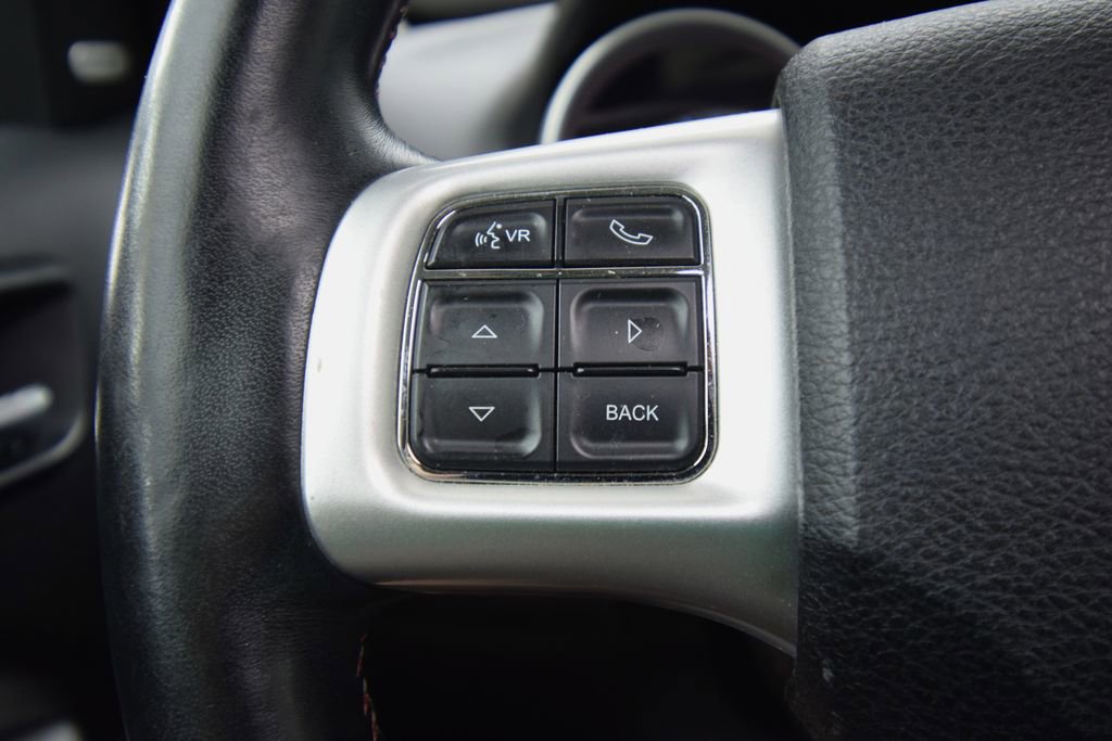 Used 2016 Dodge Journey R/T image 32