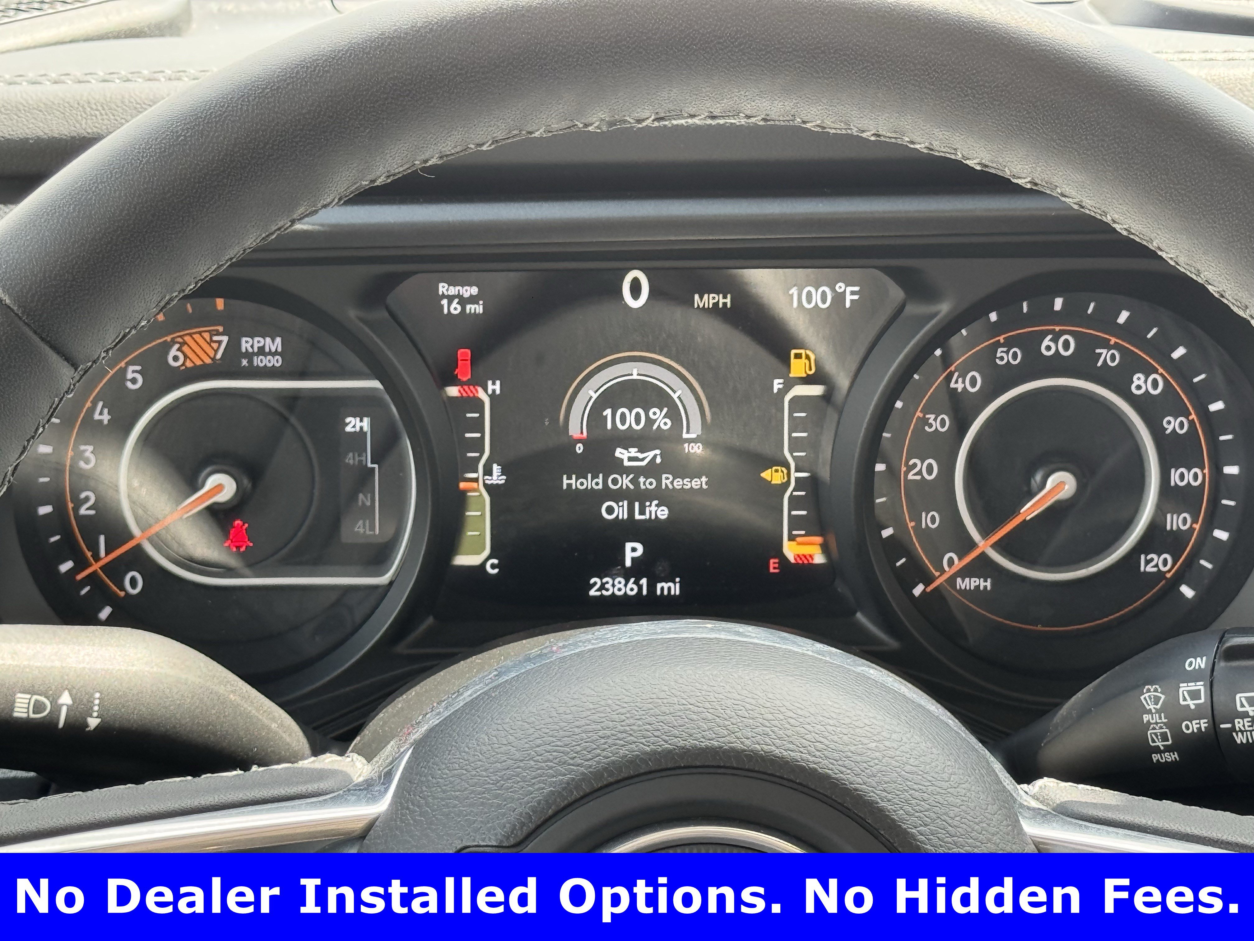 Used 2025 Jeep Wrangler Unlimited Sahara AWD/4WD image 16