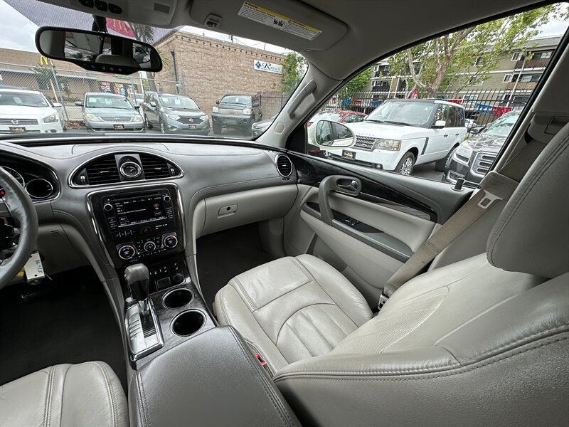 Used 2015 Buick Enclave Leather FWD image 16
