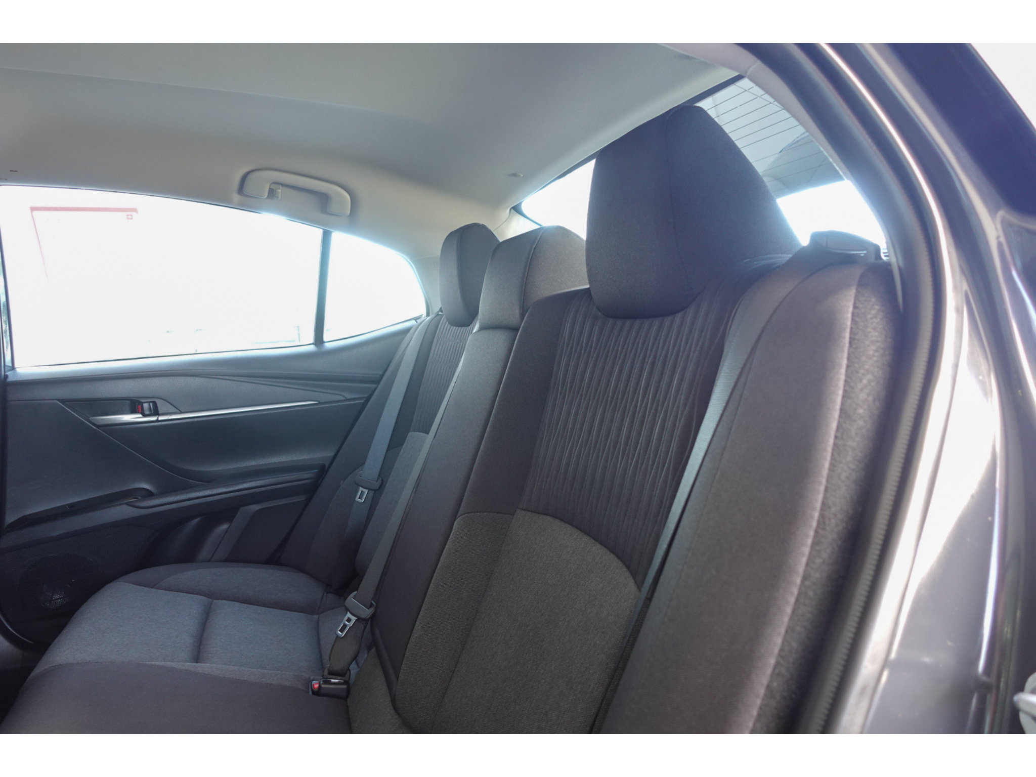 Used 2025 Toyota Camry LE FWD image 23