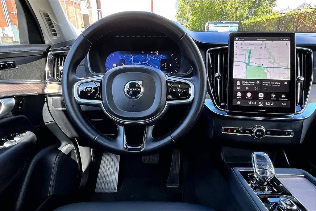 Used 2025 Volvo XC90 B6 Plus AWD/4WD image 5