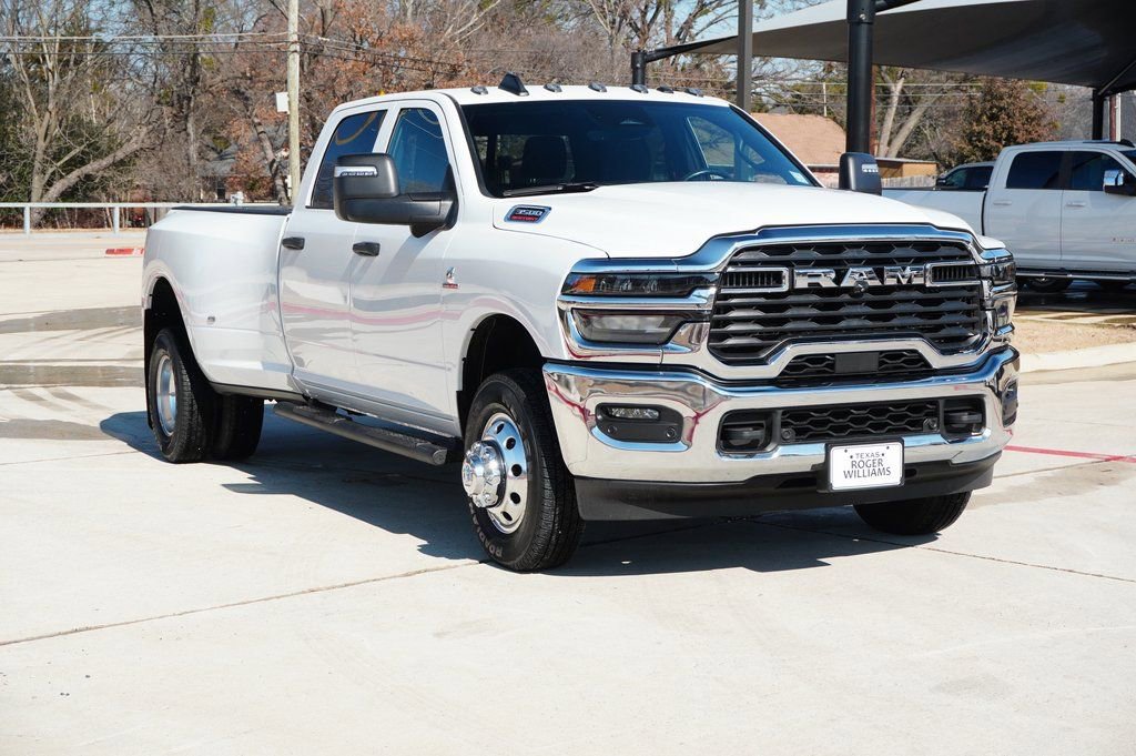 Used 2025 RAM 3500 Tradesman image 6