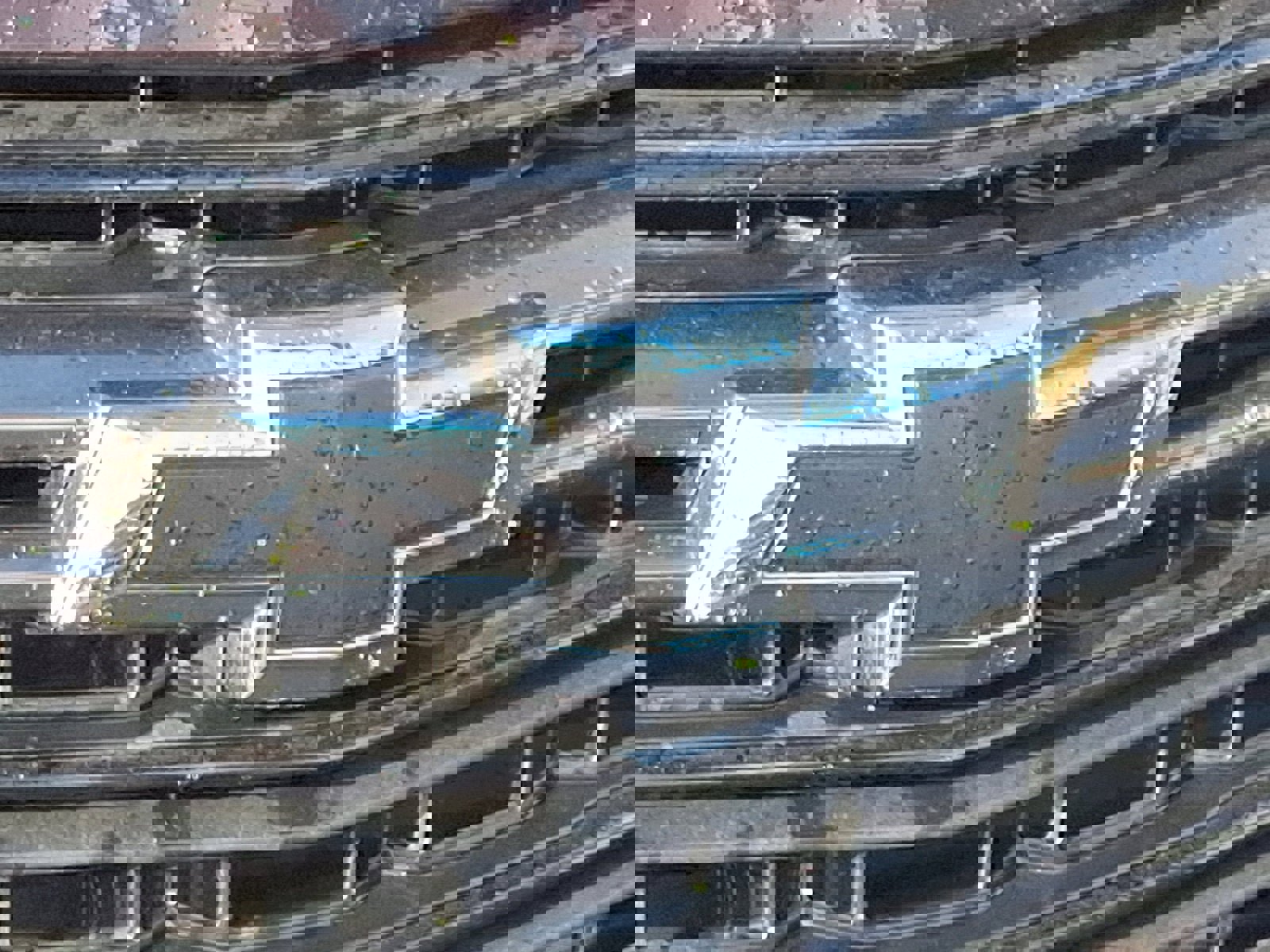 Used 2023 Chevrolet Traverse LT w/ Midnight/Sport Edition image 33