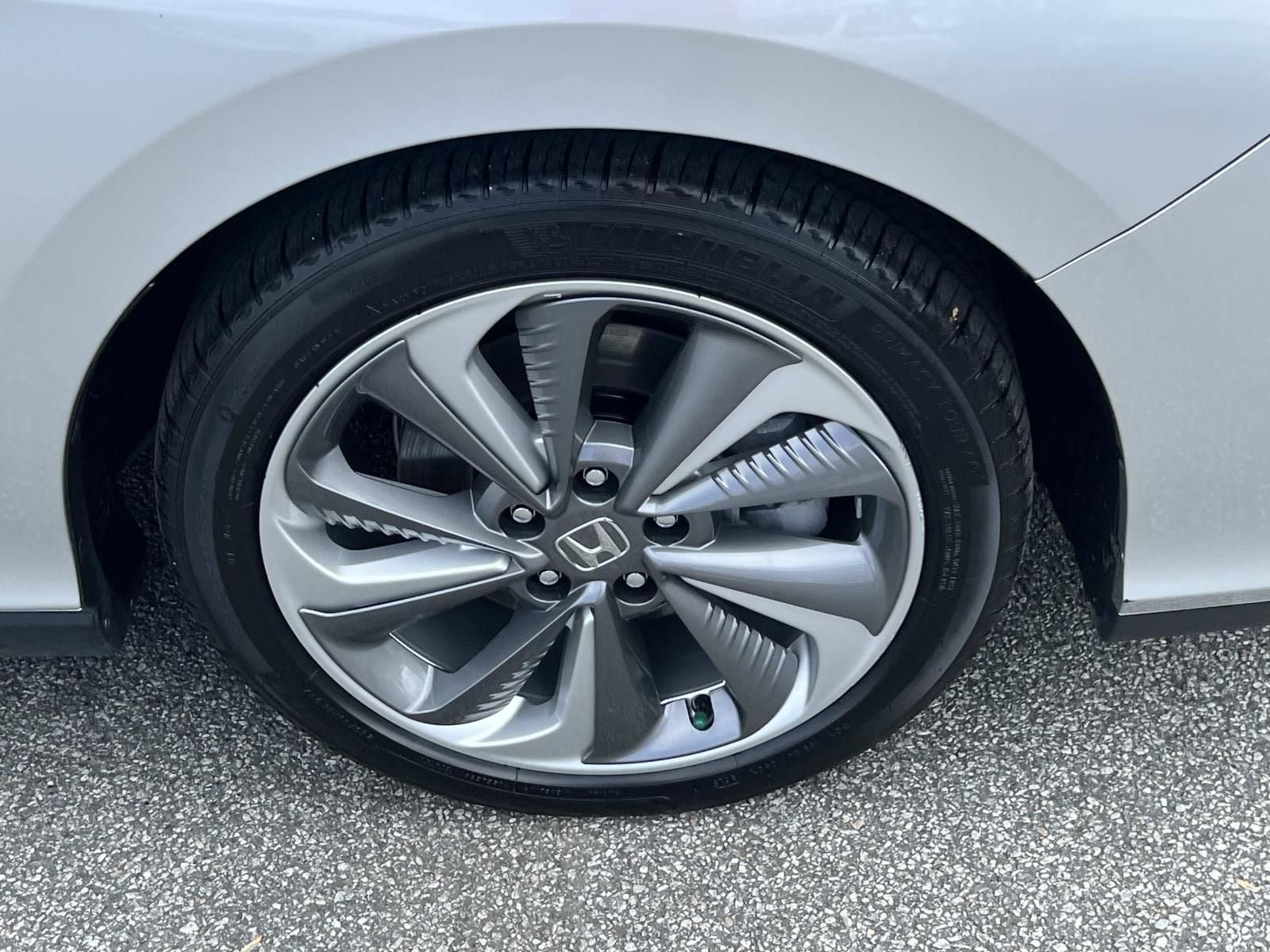 Used 2018 Honda Clarity Touring image 12