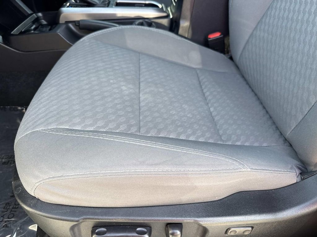 Used 2021 Toyota Tacoma SR5 image 28