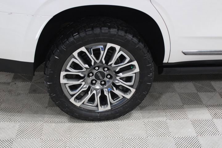 Used 2023 GMC Yukon Denali Ultimate image 47
