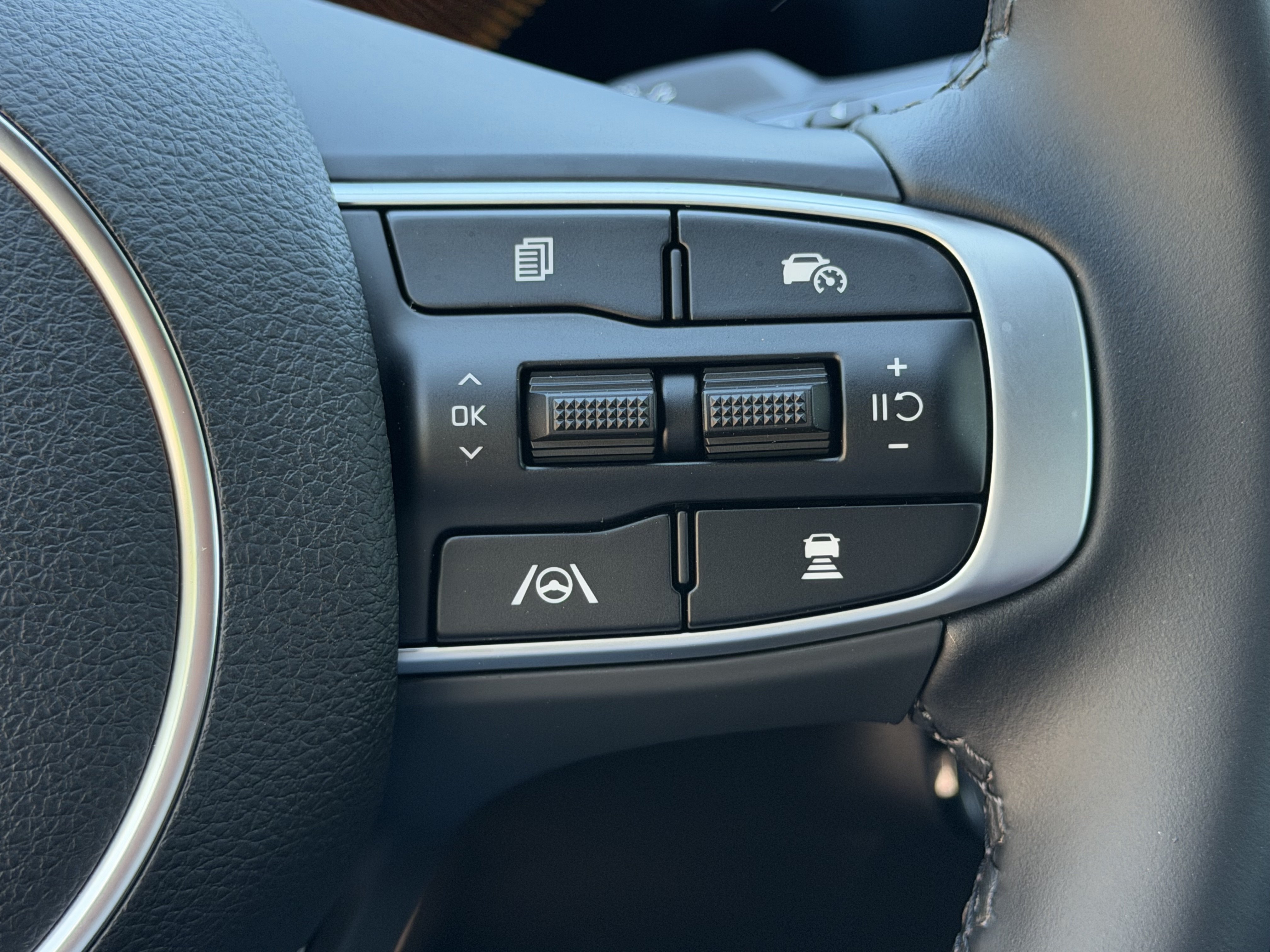 New 2026 Kia K5 GT-Line w/ GT-Line Premium Package FWD image 15