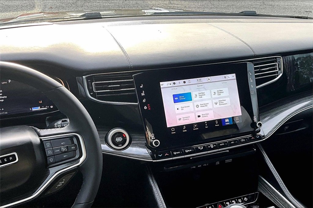 Used 2022 Jeep Wagoneer Series III w/ Convenience Group I image 10