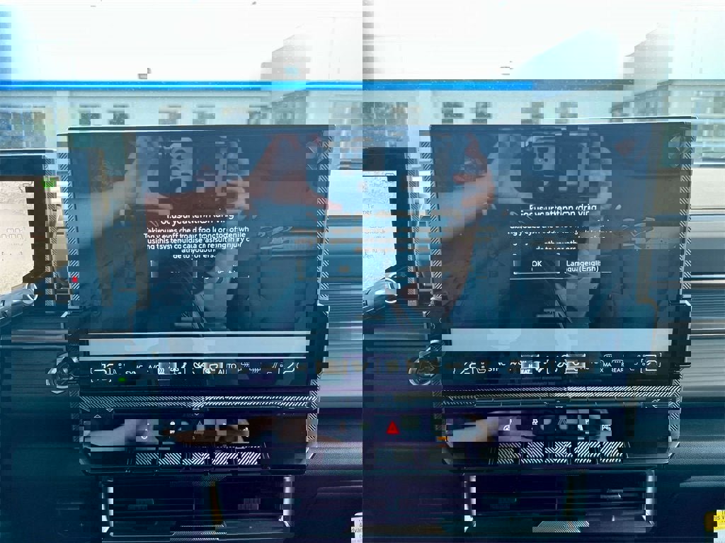 New 2025 GMC Hummer EV 2X image 13