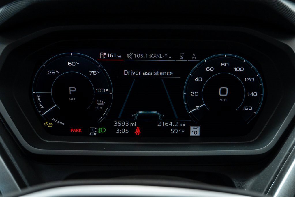 Used 2025 Audi Q4 e-tron Premium Plus w/ Premium Plus image 15