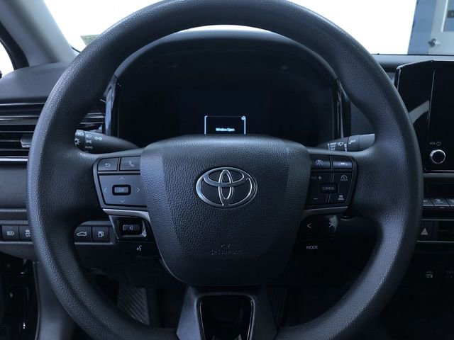 Used 2025 Toyota Camry LE image 25